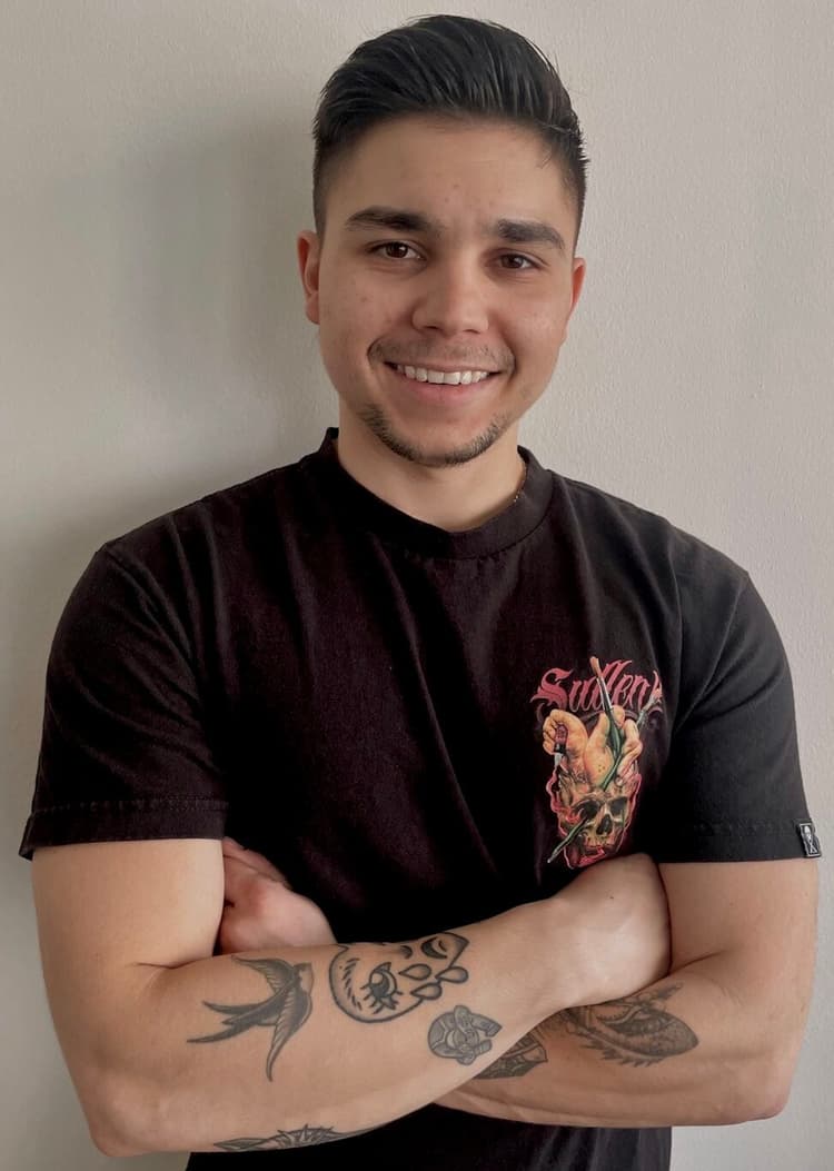 Gabe-Tattoo Artist at Fattys Tattoos _ Piercings